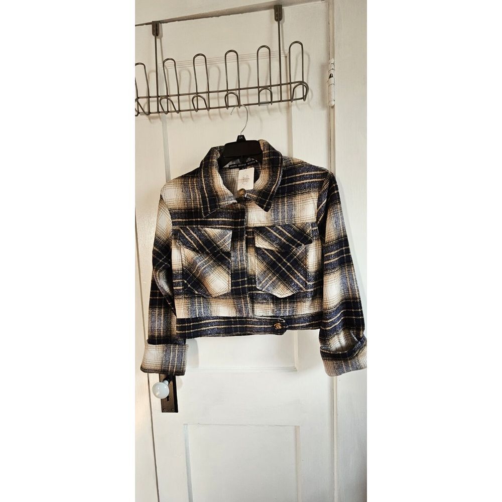 NWT HYFVE Plaid flannel short field jacket‎ snap button closure Womens  Medium
